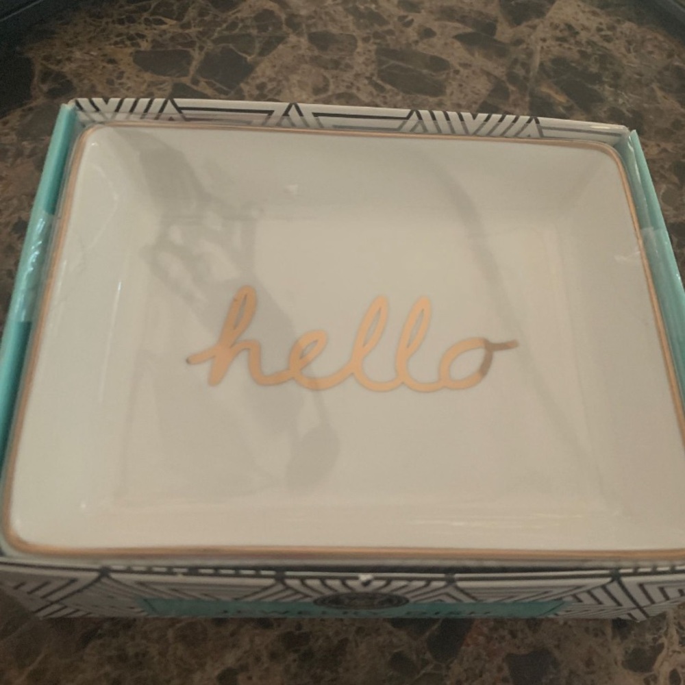 Jewelry dish. New